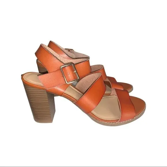 Old Navy - Picture 1 of 4